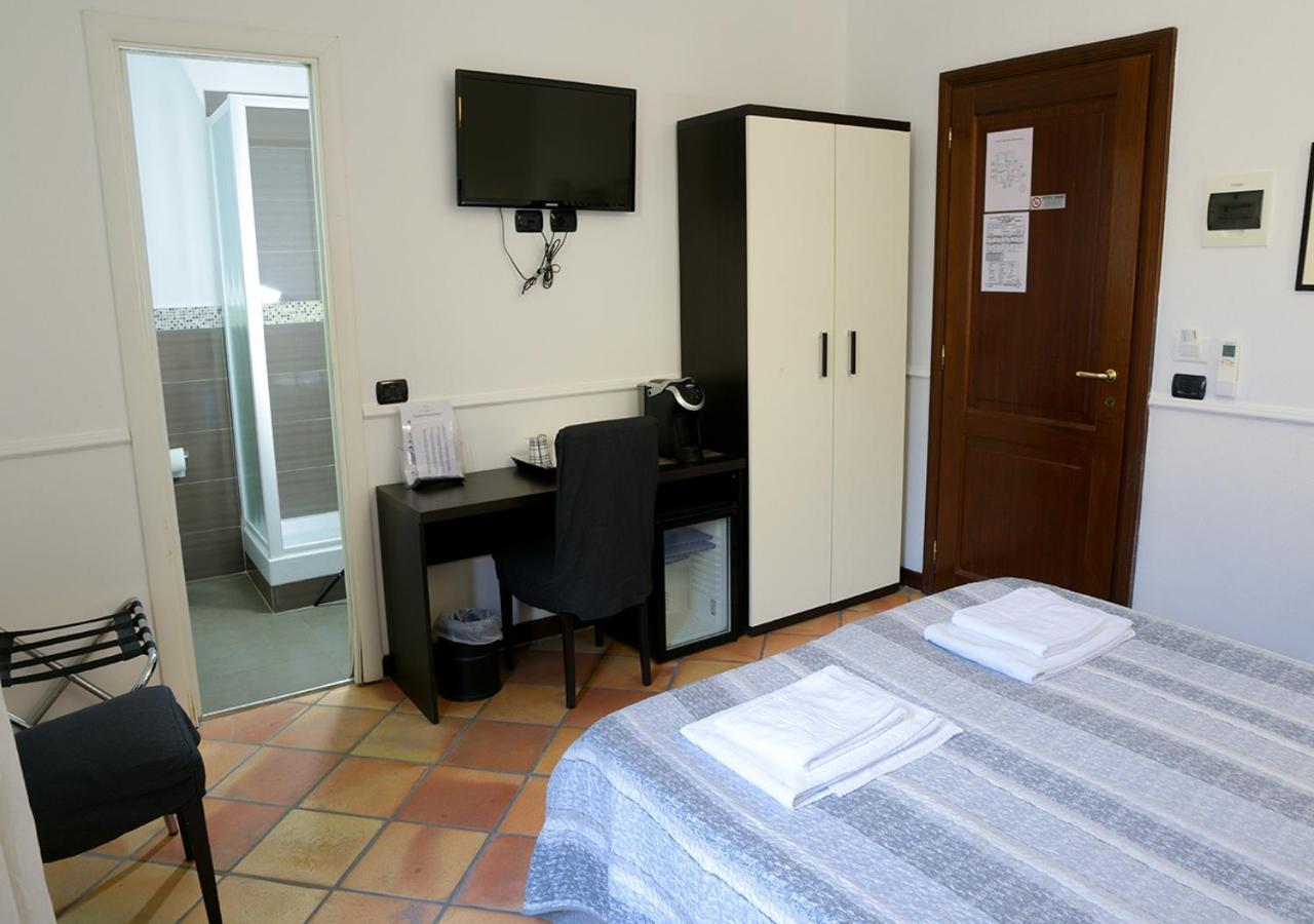 Gh Colosseum Roma Esterno foto